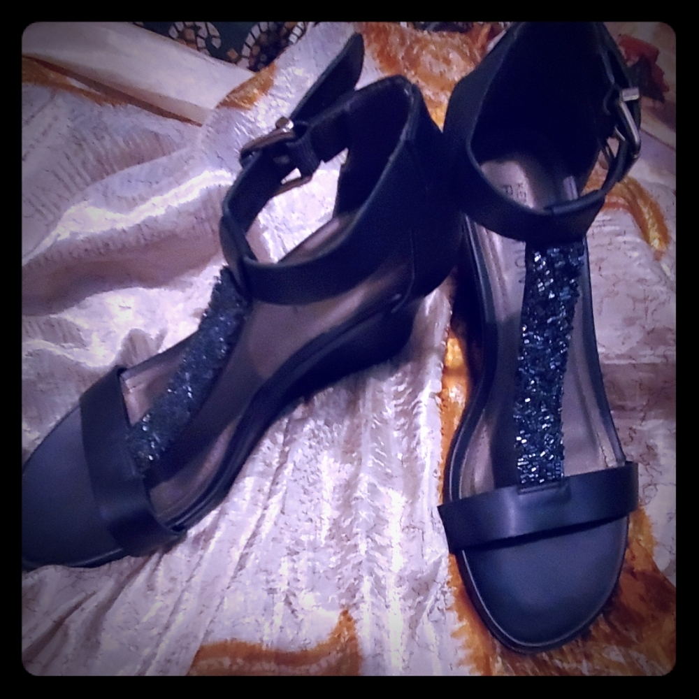 Kenneth cole wedges